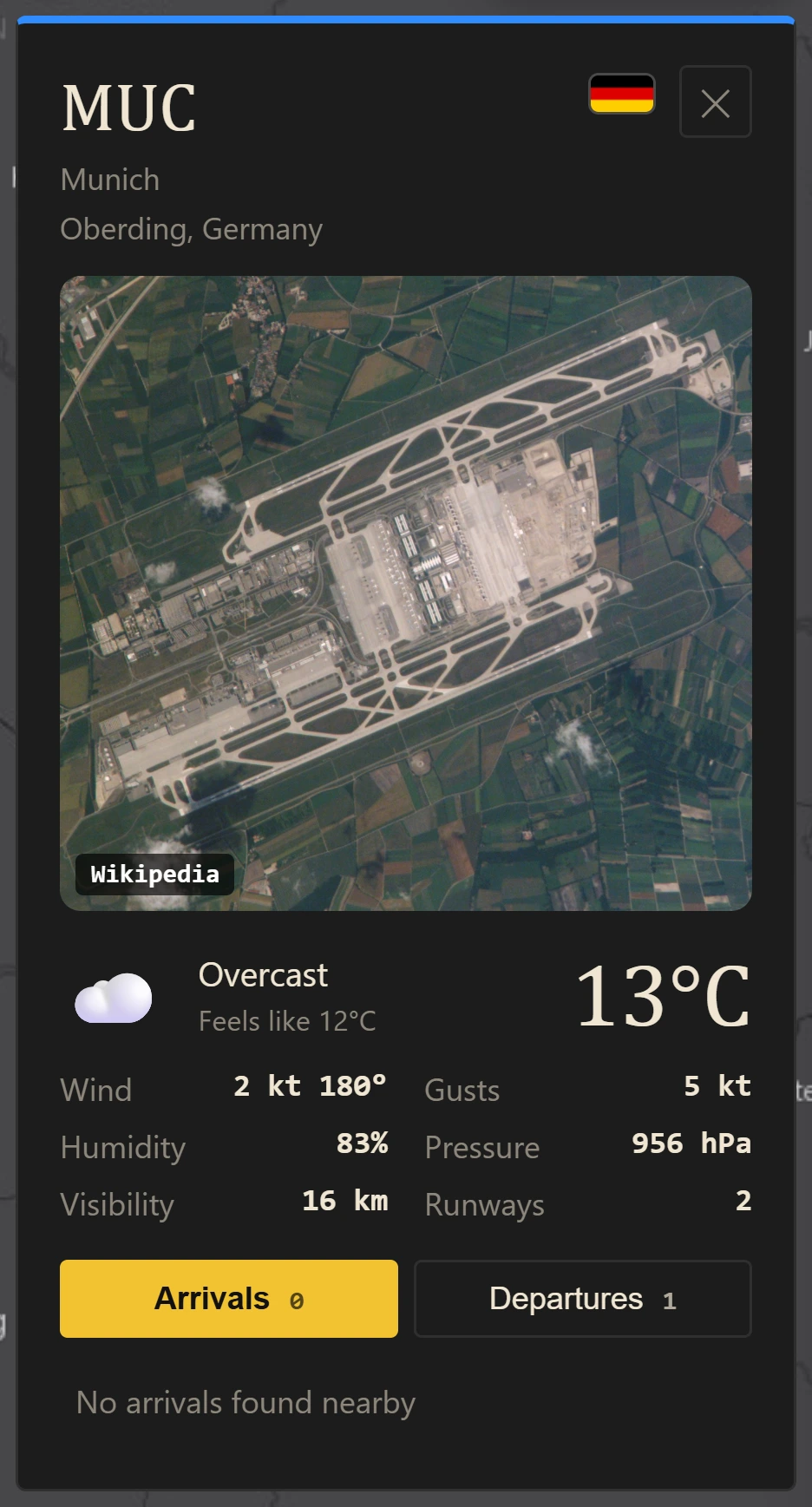 Airport panel for Munich with a photo, the current weather and arrivals and departures tabs